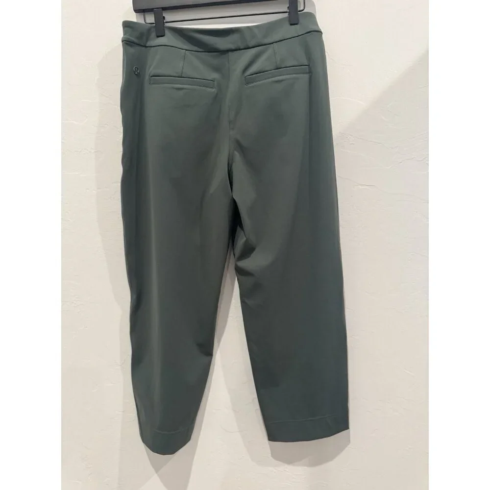 Lululemon Tapered-Leg Mid-Rise Crop 25" *Luxtreme Dark Forest Size Medium - Picture 7 of 16